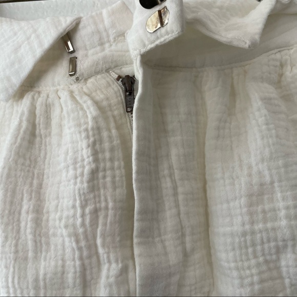 Camila Coelho Bebbe Shorts in White Gauze Look Cuffed Hem Rolled Waistband - Picture 8 of 11